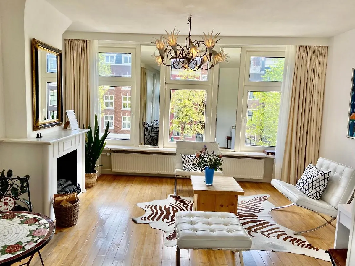 B&B La Vie En Rose Amsterdam Centre location