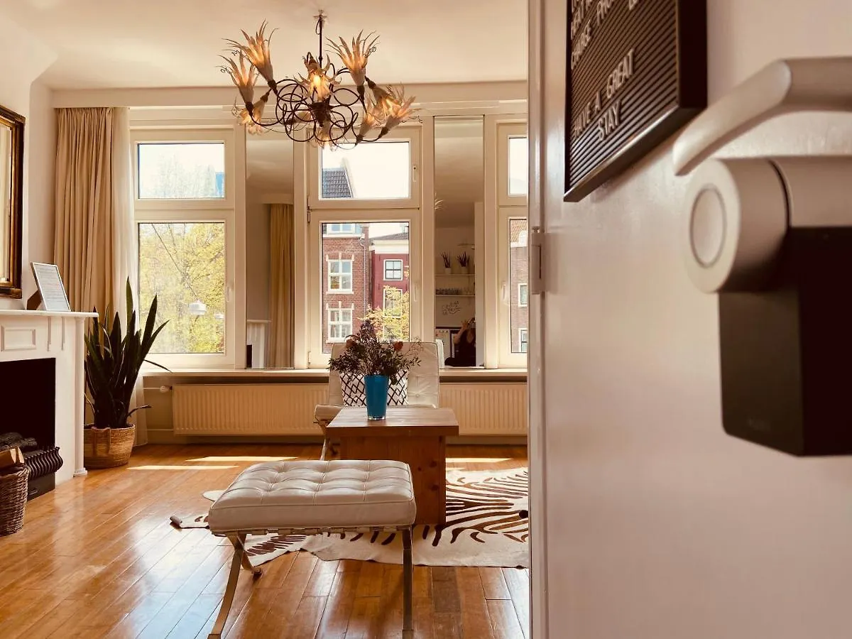 B&B La Vie En Rose Amsterdam Centre 3*,  Netherlands